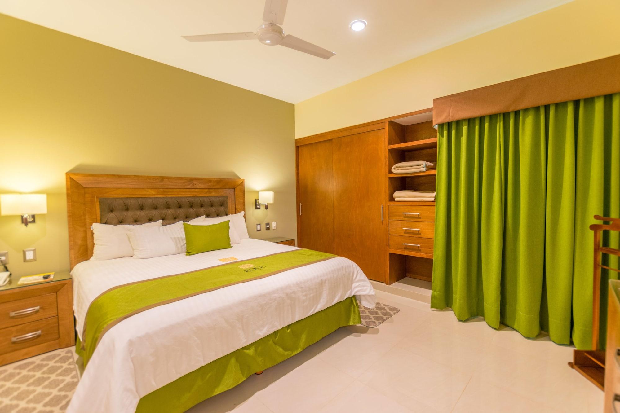Hotel Ecce Inn & Spa Silao Exterior photo A bedroom at the hotel