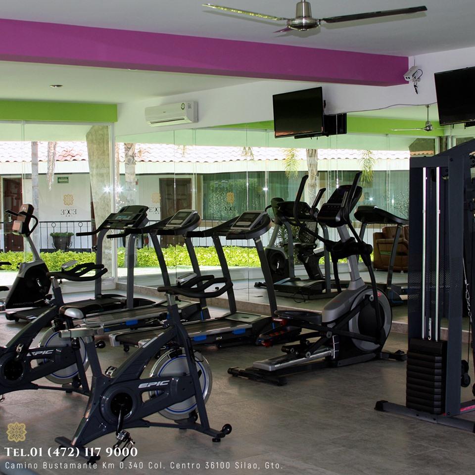 Hotel Ecce Inn & Spa Silao Exterior photo A gym in Mexico City