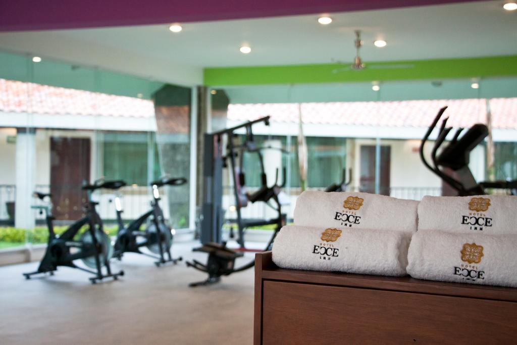 Hotel Ecce Inn & Spa Silao Exterior photo Fitness Center