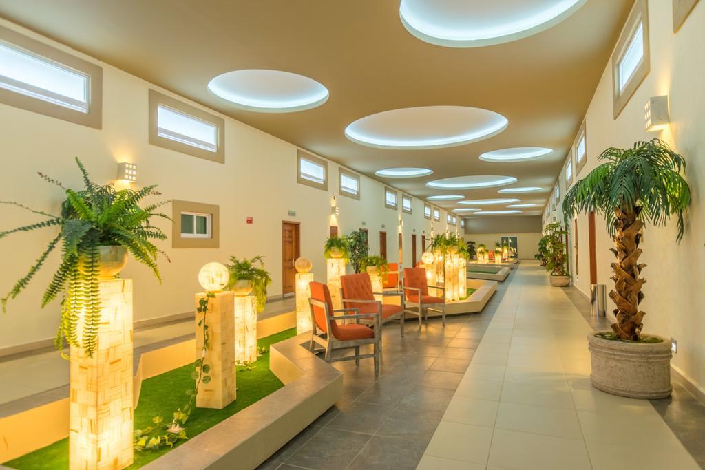 Hotel Ecce Inn & Spa Silao Exterior photo The interior of the hotel